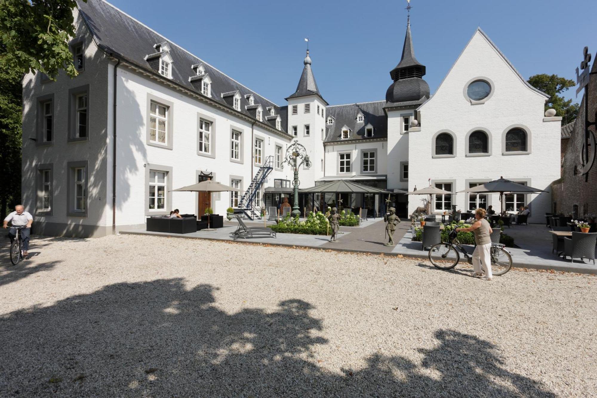 Hotel Kasteel Doenrade Exterior photo