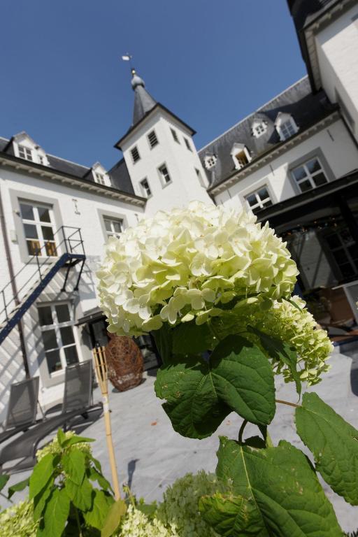 Hotel Kasteel Doenrade Exterior photo